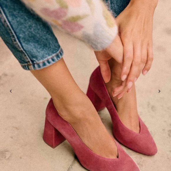 Sezane Shoes - Sezane Alice Heel Pumps in Suede Peony Color Size 39 / US 8